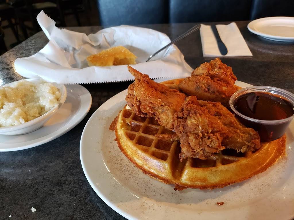 Beans & Cornbread | restaurant | 29508 Northwestern Hwy, Southfield, MI 48034, USA | 2482081680 OR +1 248-208-1680