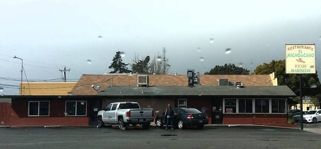 El Michoacano | restaurant | 5 El Camino Real, Greenfield, CA 93927, USA | 8316742378 OR +1 831-674-2378