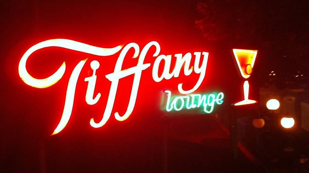 Tiffany Sports Lounge | night club | 2051 Ford Pkwy #1932, St Paul, MN 55116, USA | 6516904747 OR +1 651-690-4747