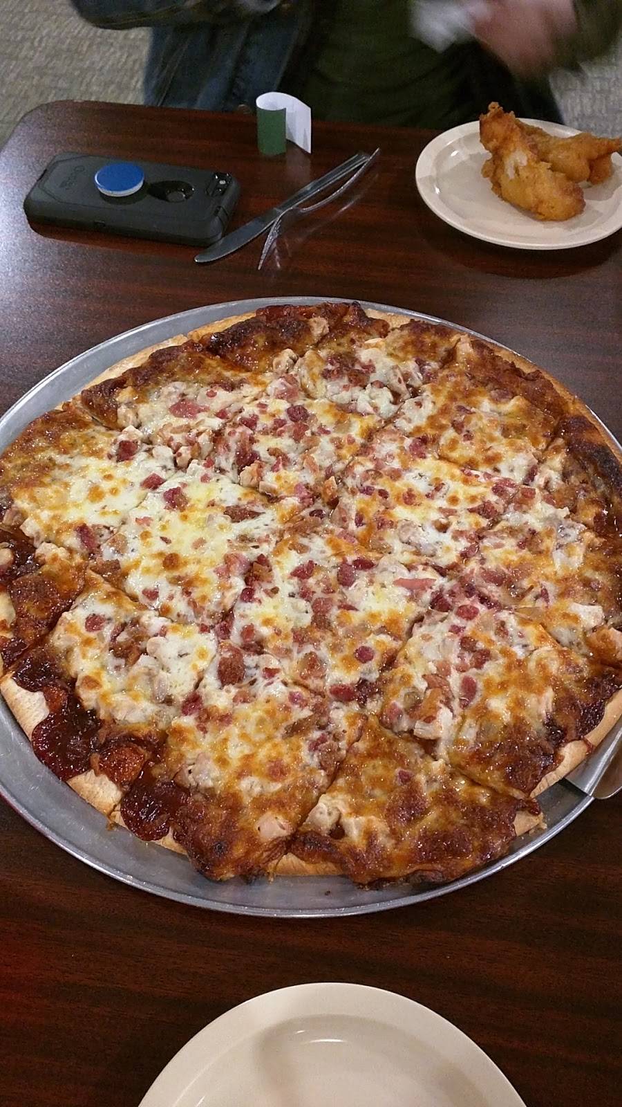 Marias Pizza In Amboy | restaurant | 110 E Main St, Amboy, IL 61310, USA | 8158572200 OR +1 815-857-2200