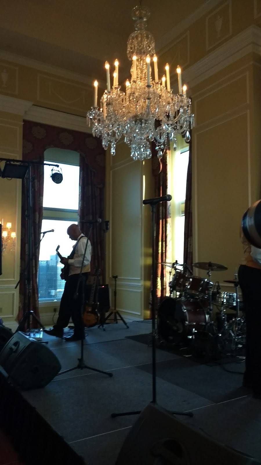 Charlotte City Club | restaurant | 121 W Trade St #3100, Charlotte, NC 28202, USA | 7043343200 OR +1 704-334-3200