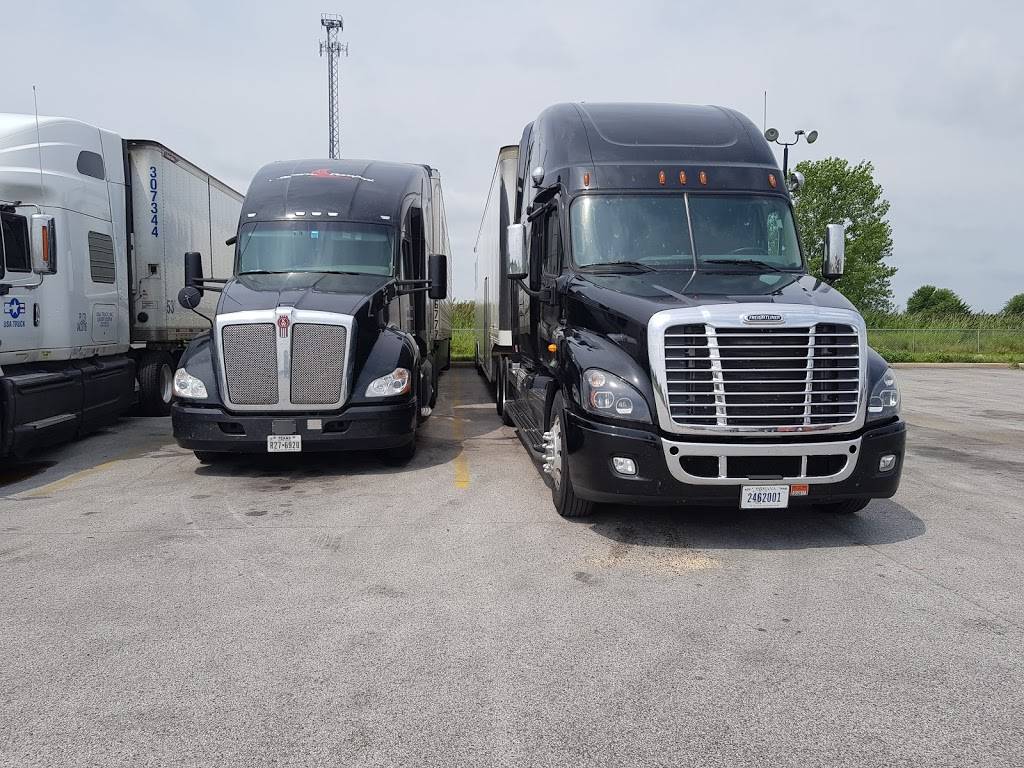 Pilot Travel Center | restaurant | 503 N Oakwood St, Oakwood, IL 61858, USA | 2173544270 OR +1 217-354-4270