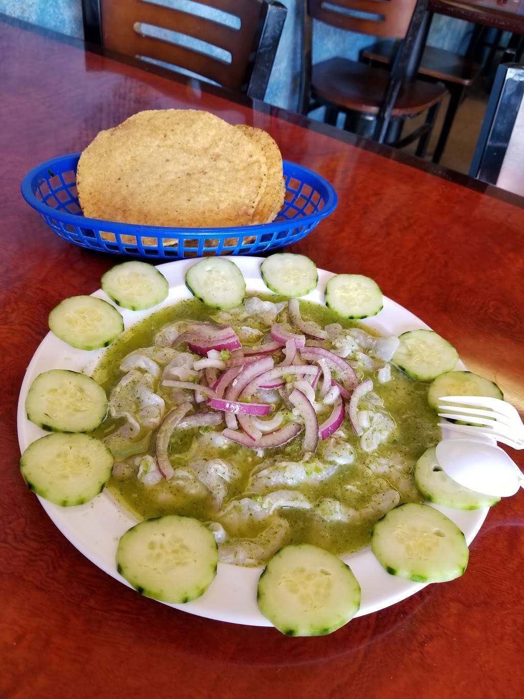 Mariscos la Marea | restaurant | 7312 Pacific Blvd, Huntington Park, CA 90255, USA | 3235831437 OR +1 323-583-1437