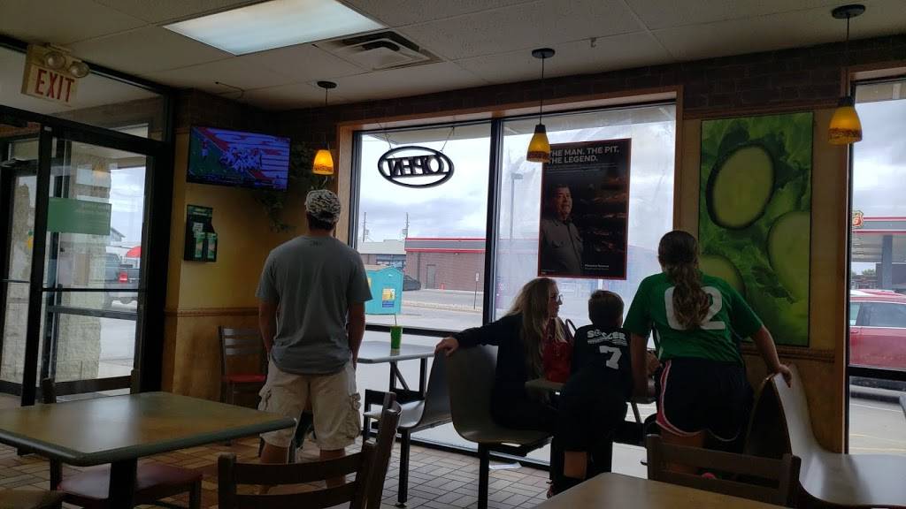 Subway | meal takeaway | 623 N, Hwy 6, Gretna, NE 68028, USA | 4023325077 OR +1 402-332-5077