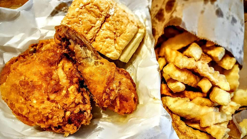 Firehouse Broasted Chicken | restaurant | 3825 147th St, Midlothian, IL 60445, USA | 7083895618 OR +1 708-389-5618