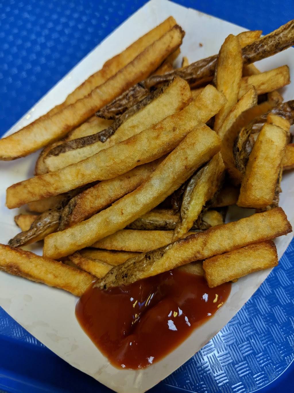 University Dogs | restaurant | 1105 W Wood St, Decatur, IL 62522, USA | 2174222288 OR +1 217-422-2288