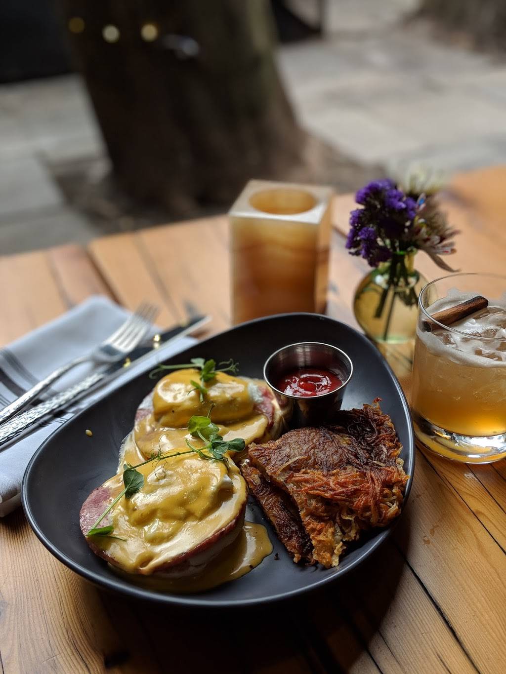 The Stoop Kitchen | restaurant | 311 W Fayette St, Syracuse, NY 13202, USA | 3152577000 OR +1 315-257-7000