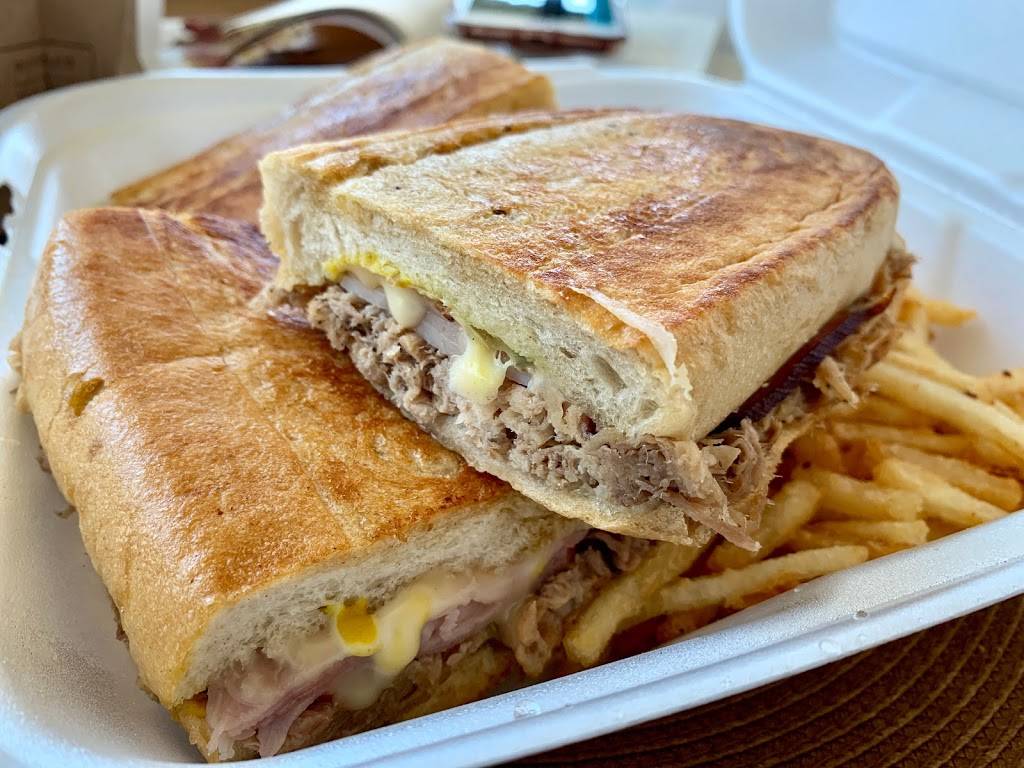 Troys Cuban Deli | restaurant | 1200 Oakley Seaver Dr suite 113, Clermont, FL 34711, USA | 3522414295 OR +1 352-241-4295