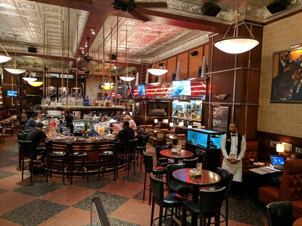 Pappadeaux Seafood Kitchen | restaurant | 2610 International Pkwy, Terminal A, Gate 25, Dallas, TX 75261, USA | 9726153508 OR +1 972-615-3508