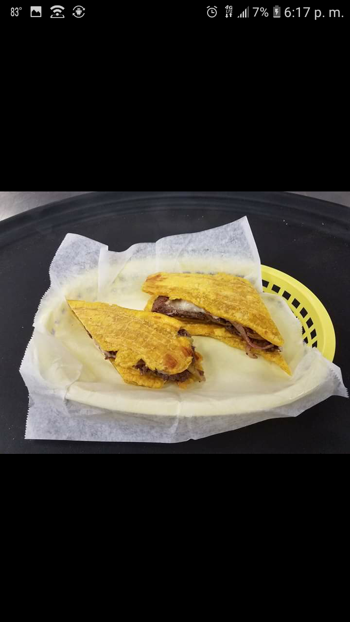 Puertorican Smoke Food Truck | restaurant | 305 W Economy Rd, Morristown, TN 37814, USA | 7874583819 OR +1 787-458-3819