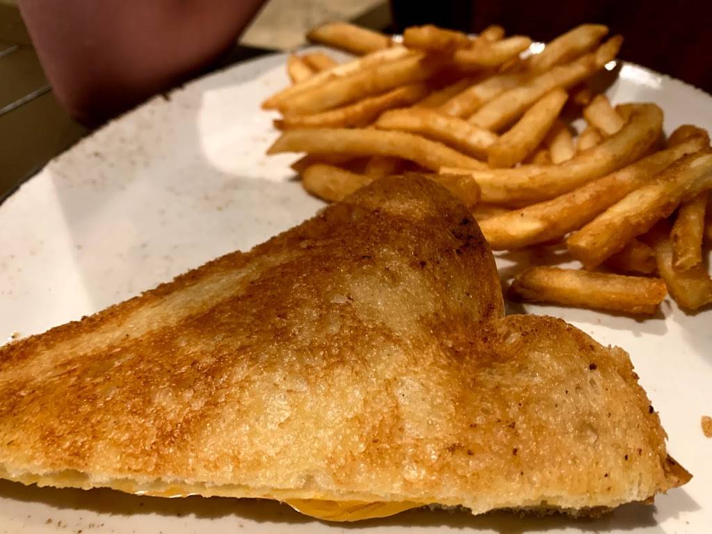 Traditions Restaurant at Reunion Resort | restaurant | 7880 Nicklaus Cluhouse Ln, Kissimmee, FL 34747, USA | 4073963150 OR +1 407-396-3150