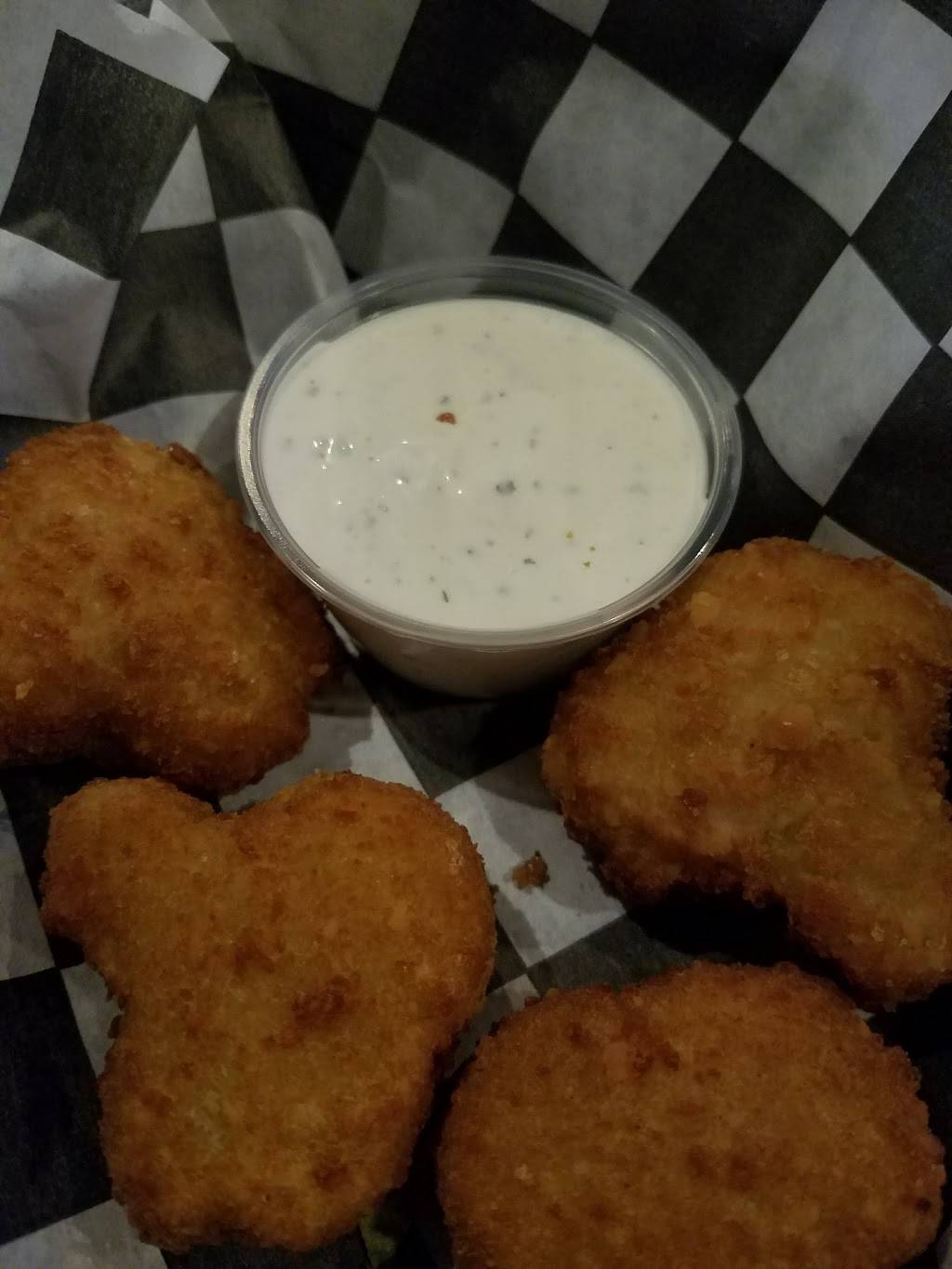 Coach House Bar & Grill | restaurant | 1626 E Algonquin Rd, Schaumburg, IL 60193, USA | 2248016619 OR +1 224-801-6619