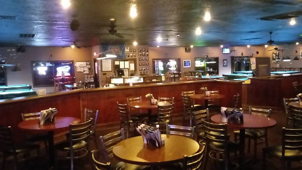 Starships Billiards & The Enterprise Grill | restaurant | 3015 Grand Prix Dr, Decatur, IL 62526, USA | 2178728882 OR +1 217-872-8882