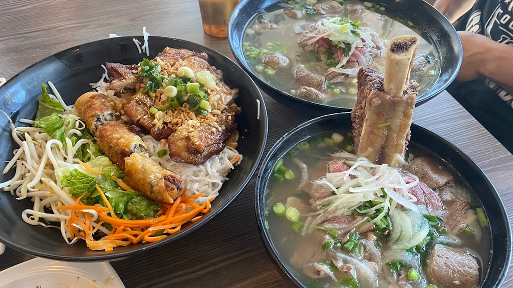 Viet Quan Vietnamese Noodle House | restaurant | 1757 Taraval St, San Francisco, CA 94116, USA | 4156828200 OR +1 415-682-8200