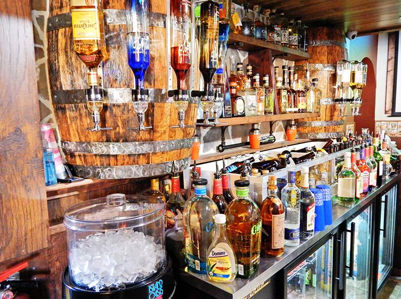 La Hacienda Bar & Grill | restaurant | 140 Howard Ave, West Lafayette, IN 47906, USA | 7657717930 OR +1 765-771-7930