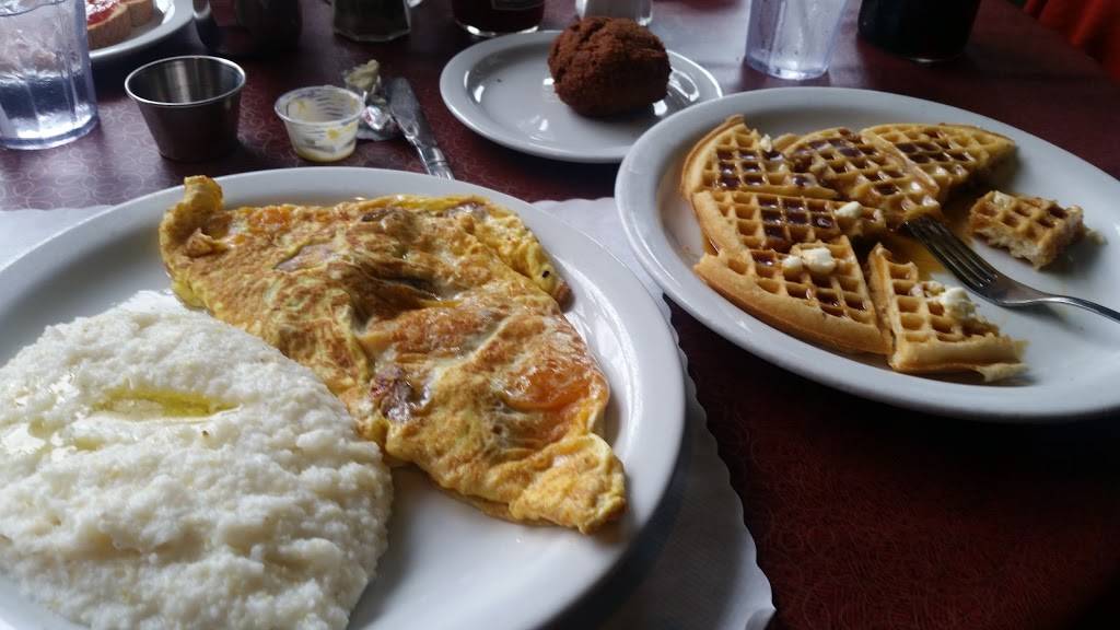 Lois the Pie Queen | restaurant | 851 60th St, Oakland, CA 94608, USA | 5106585616 OR +1 510-658-5616