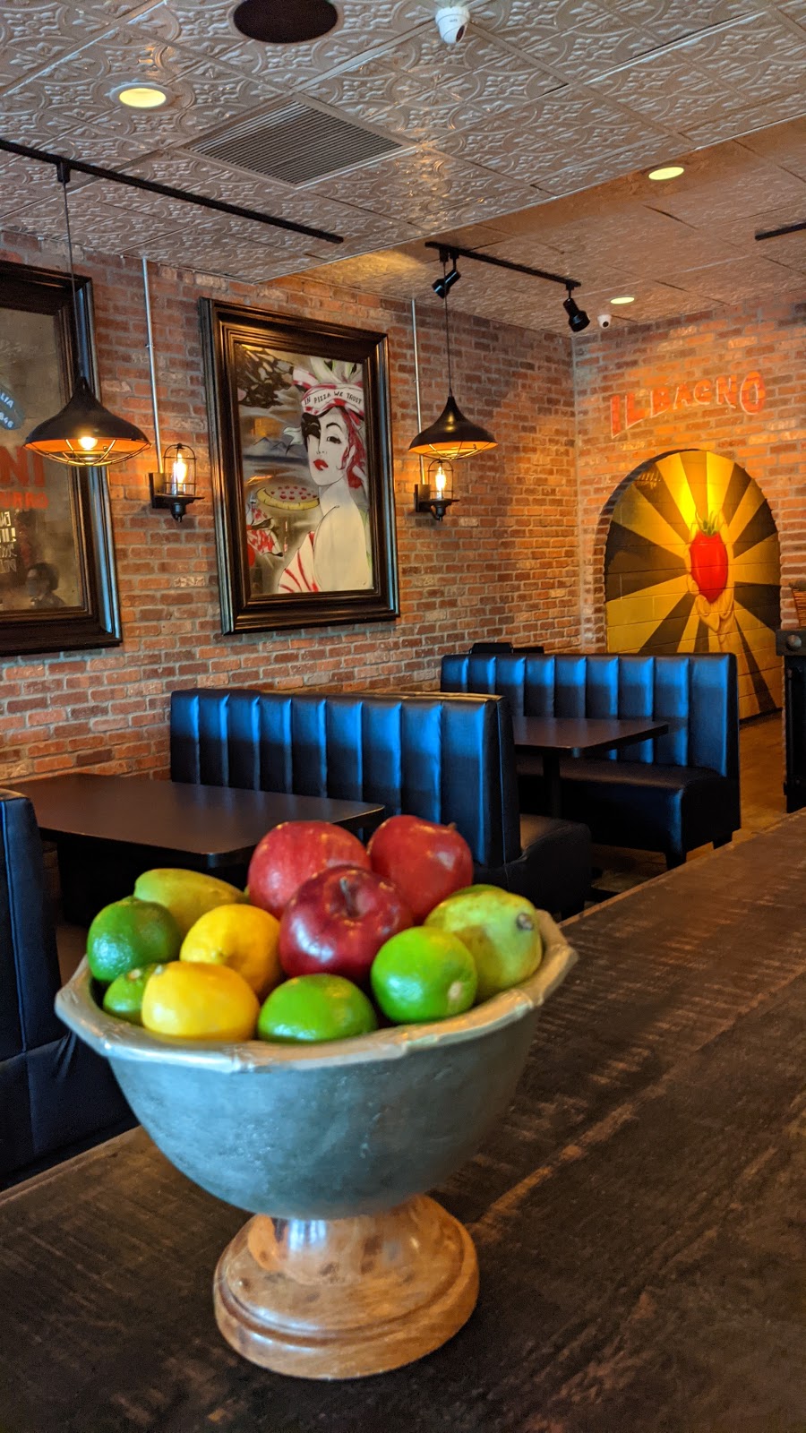 F&D Woodfired Italian Kitchen | restaurant | 1965 Aloma Ave, Winter Park, FL 32792, USA | 3212032637 OR +1 321-203-2637