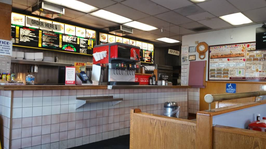 Lucky Guys Burgers | restaurant | 2250 S Atlantic Blvd # P, Commerce, CA 90040, USA | 3232640930 OR +1 323-264-0930