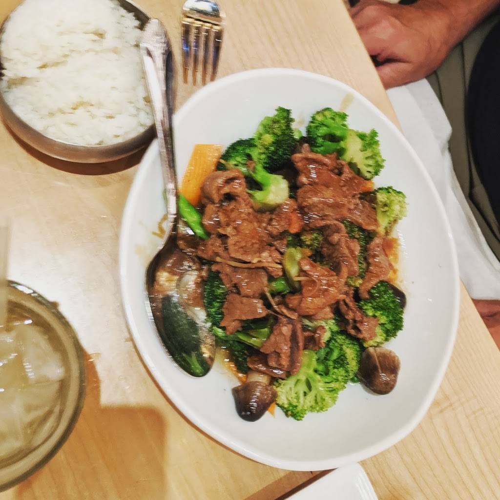 California Noodle House | restaurant | 12 E Ogden Ave, Las Vegas, NV 89101, USA | 7023882680 OR +1 702-388-2680