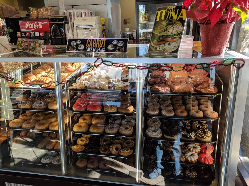 Yum Yum Donuts | cafe | 12819 Mountain Ave # C7, Chino, CA 91710, USA | 9096289037 OR +1 909-628-9037