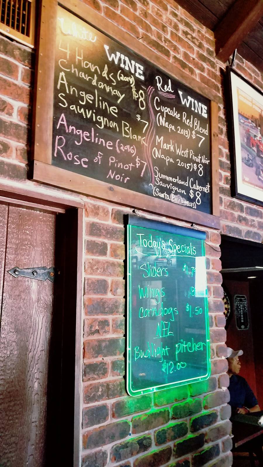 Clancys | restaurant | 803 E Broadway, Long Beach, CA 90802, USA | 5624371836 OR +1 562-437-1836