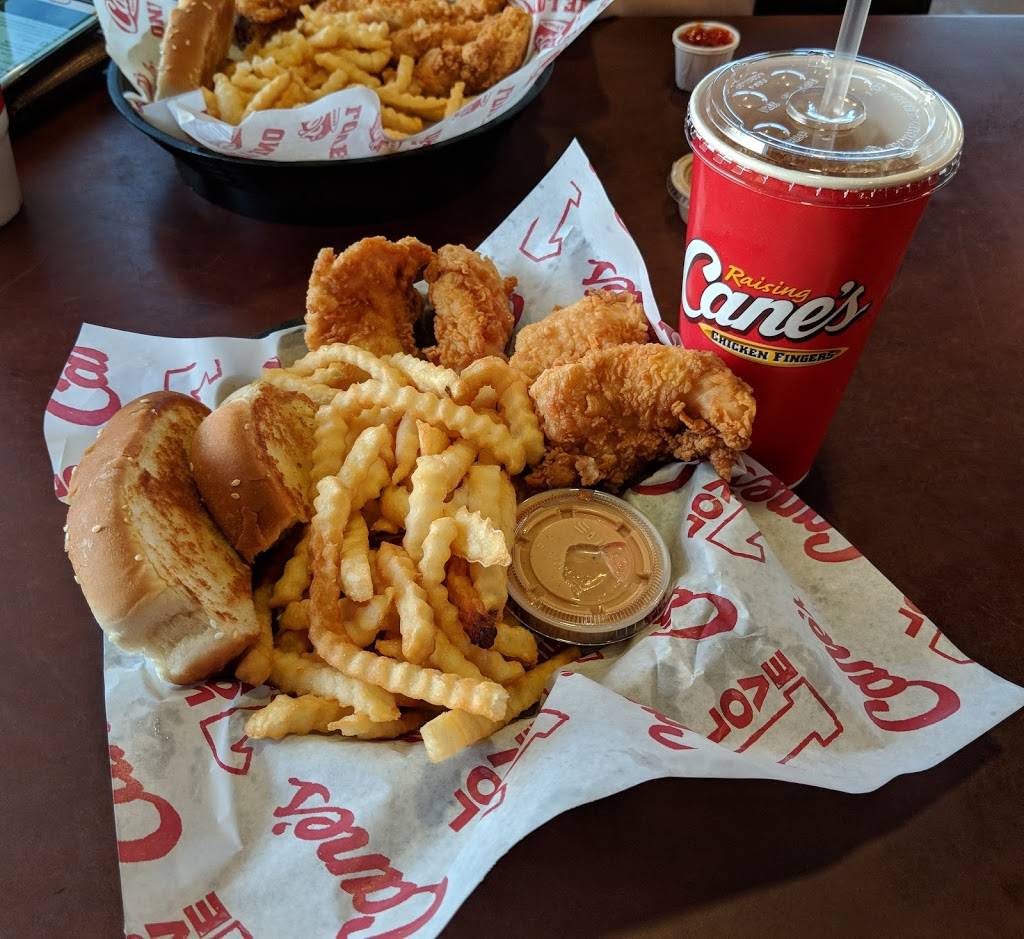 Raising Canes Chicken Fingers | meal takeaway | 3205 Justin Rd, Flower Mound, TX 75028, USA | 9728740359 OR +1 972-874-0359