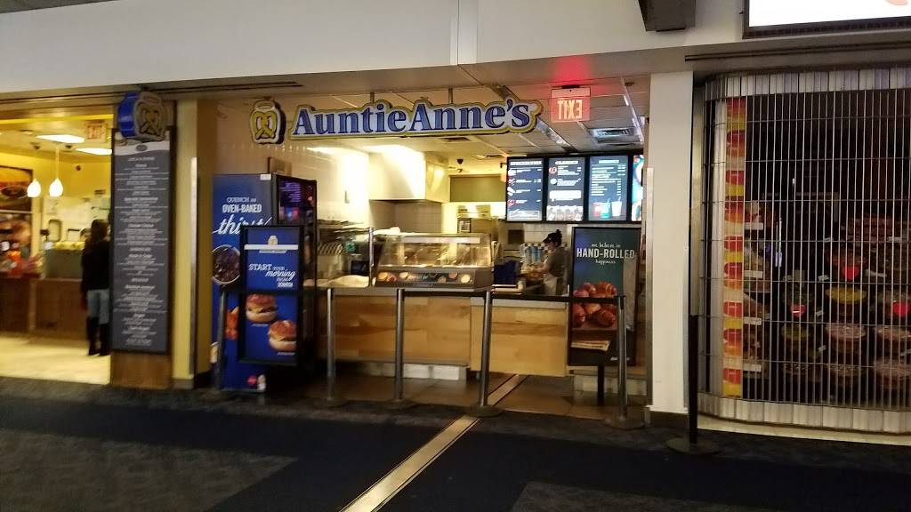 Auntie Annes | restaurant | 5757 Wayne Newton Blvd #12, Las Vegas, NV 89119, USA | 7022617052 OR +1 702-261-7052
