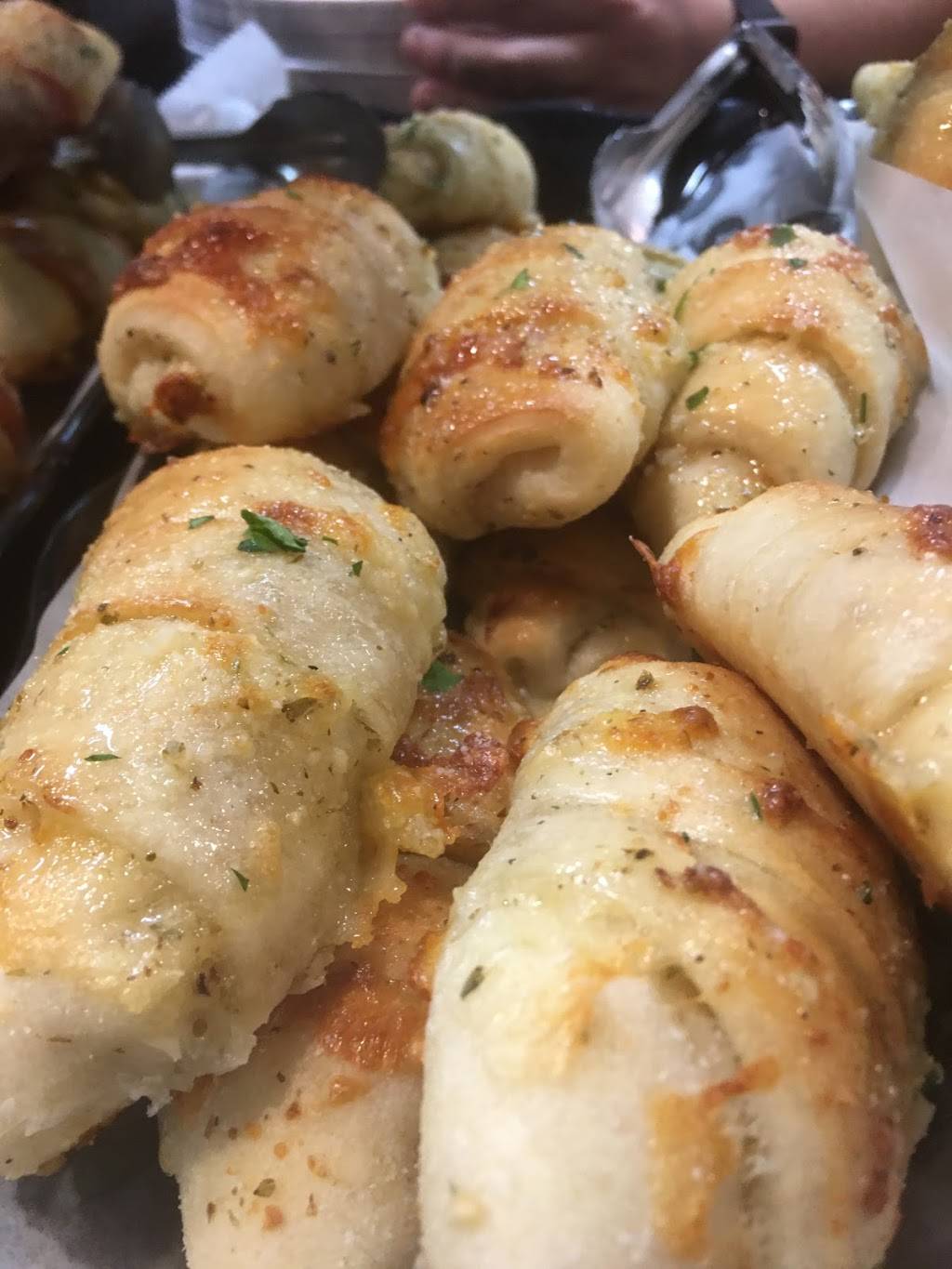 Capellini Trattoria Pizzeria | restaurant | 229 Middle Country Rd, Selden, NY 11784, USA | 6313203387 OR +1 631-320-3387