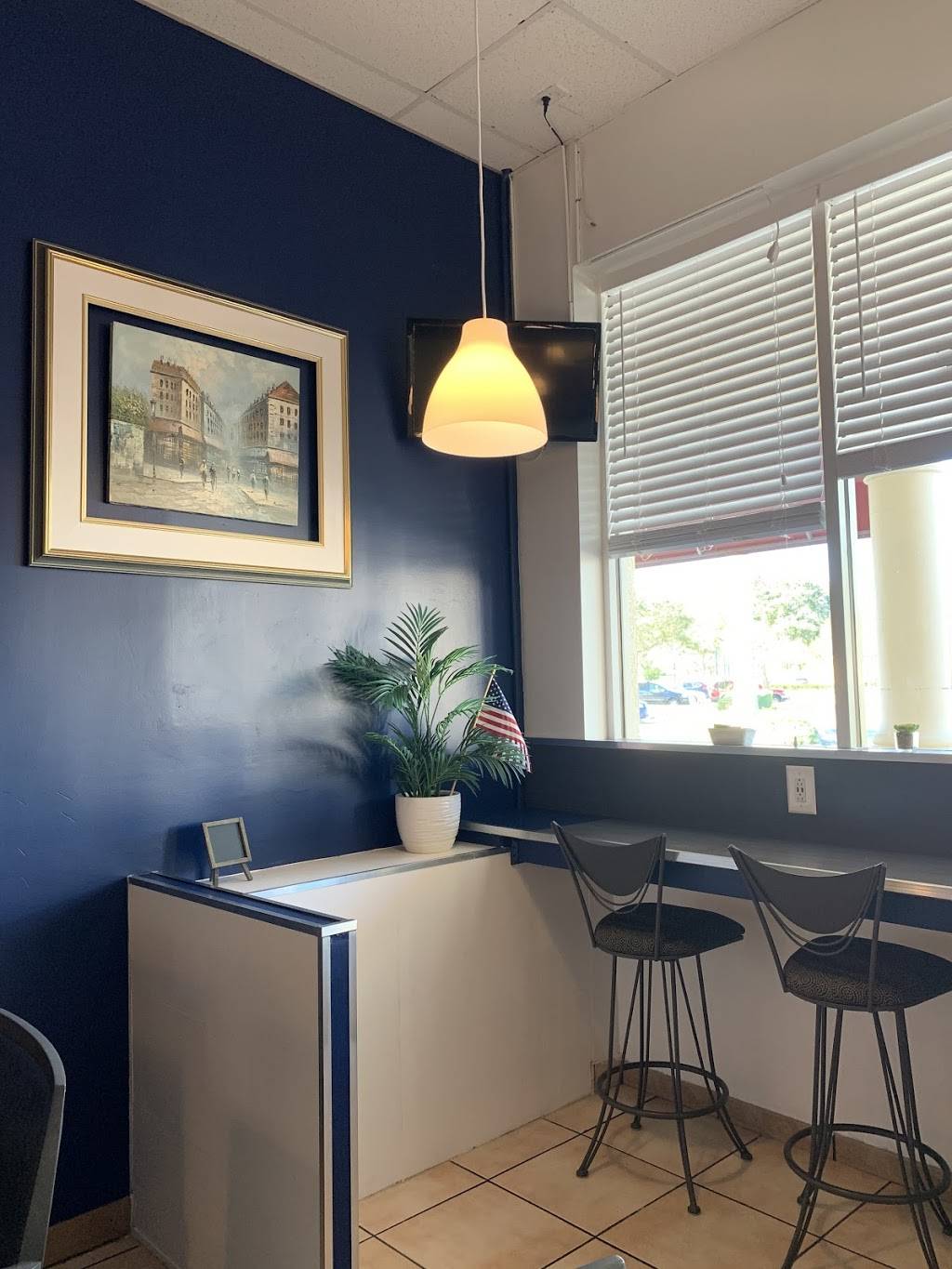 Le Troquet French Restaurant | restaurant | 25245 Chamber of Commerce Dr, Bonita Springs, FL 34135, USA | 2393172955 OR +1 239-317-2955