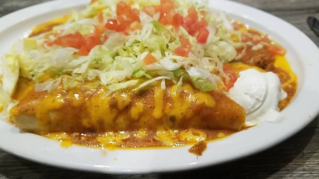 La Fiesta Mexican Restaurant & Cantina | restaurant | 102 Tecumseh St, Dundee, MI 48131, USA | 7345295055 OR +1 734-529-5055