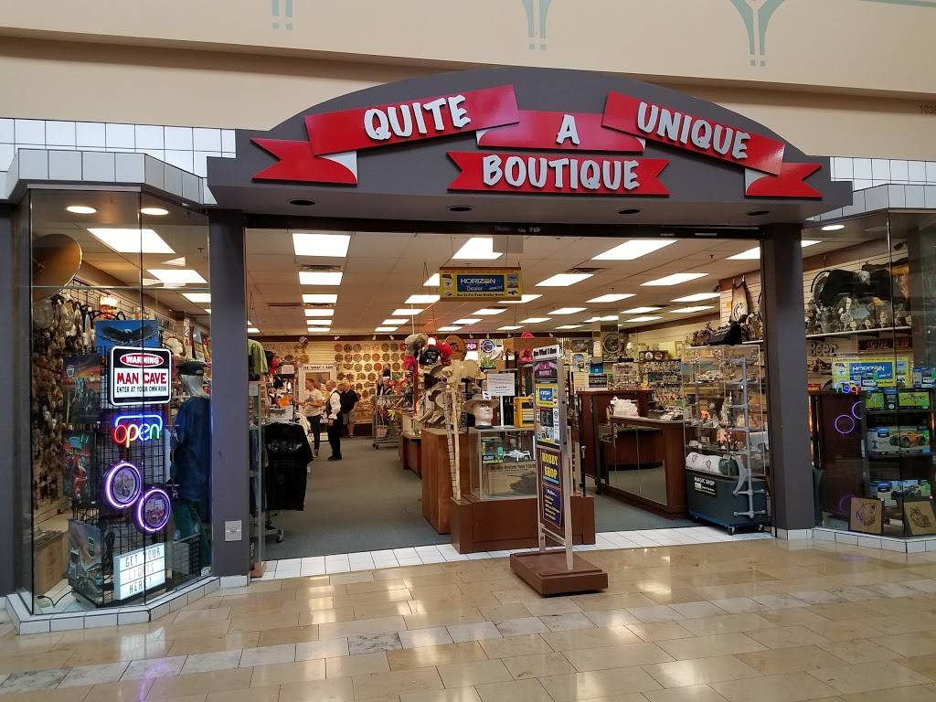 Superstition Springs Center | shopping mall | 6555 E Southern Ave, Mesa, AZ 85206, USA | 4808320212 OR +1 480-832-0212