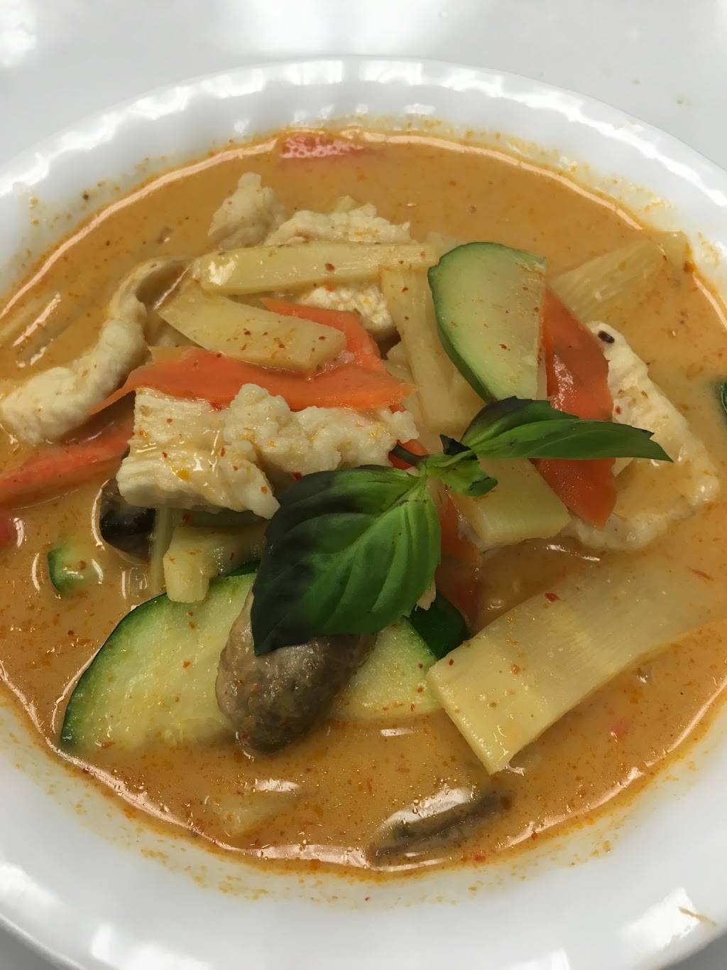 Yum Yum Sushi | restaurant | 2739 Henry St, Muskegon, MI 49441, USA | 2315636111 OR +1 231-563-6111