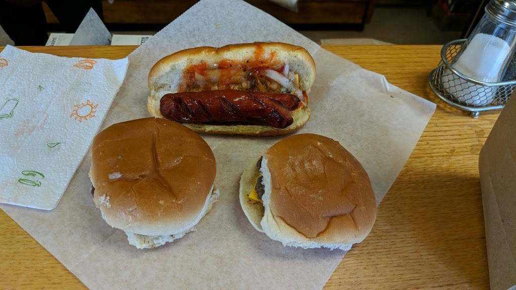 Crabills Hamburger Shop | meal takeaway | 727 Miami St, Urbana, OH 43078, USA | 9376535133 OR +1 937-653-5133