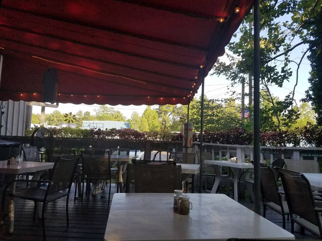 Rib Cage | restaurant | 14820 TN-57, Pickwick Dam, TN 38365, USA | 7316893637 OR +1 731-689-3637