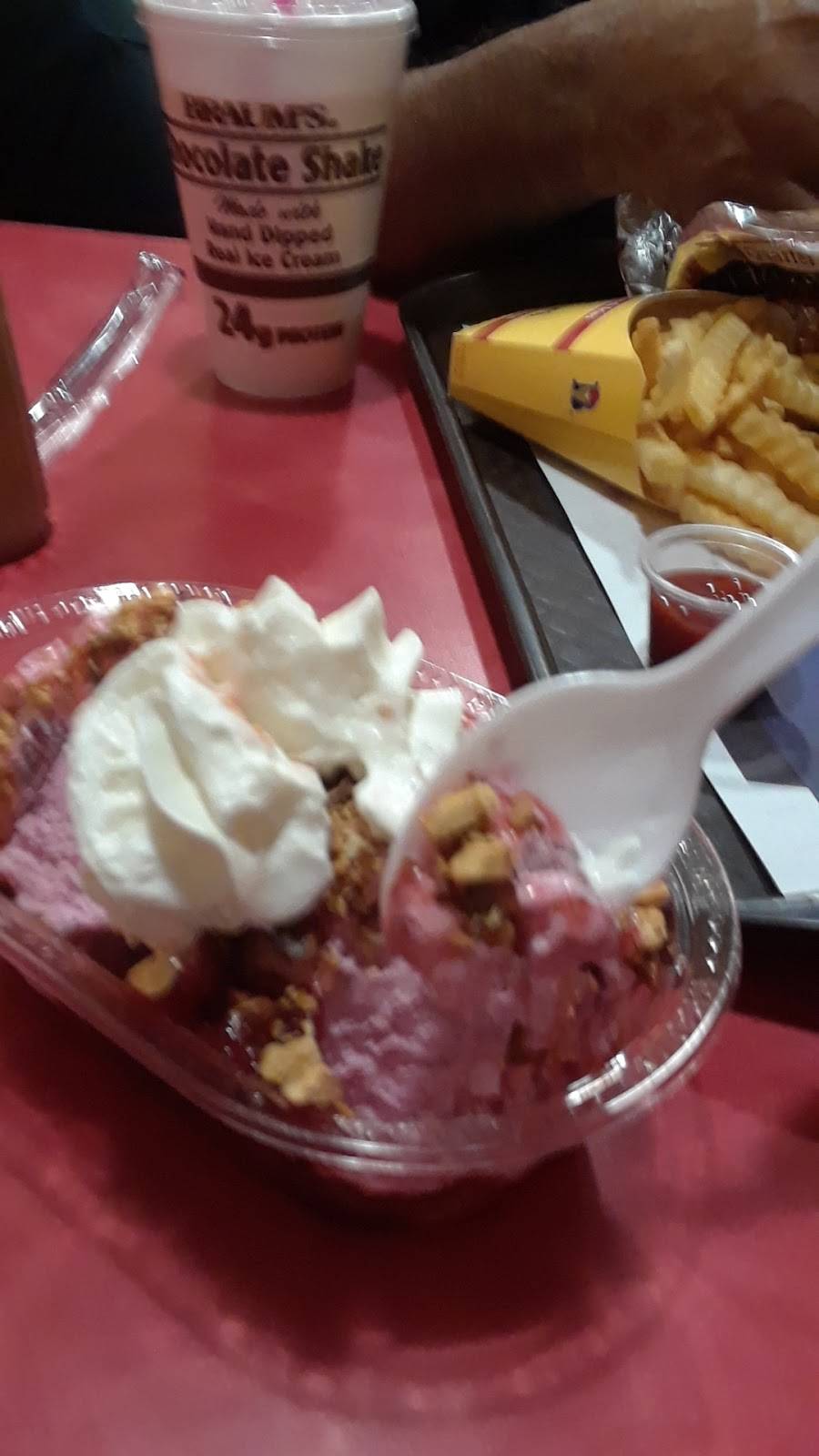 Braums Ice Cream & Burger Restaurant | restaurant | 6601 Wesley St, Greenville, TX 75402, USA | 9034543211 OR +1 903-454-3211