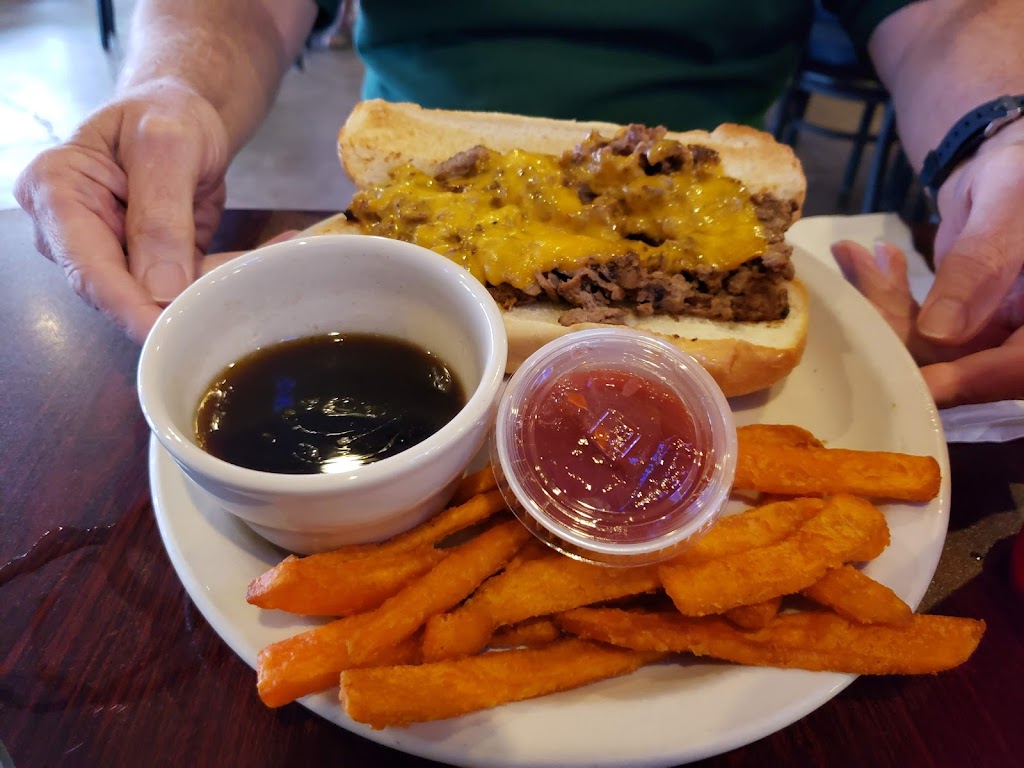 Slim and Shortys | restaurant | 617 Clinton St, Arkadelphia, AR 71923, USA | 8702452365 OR +1 870-245-2365