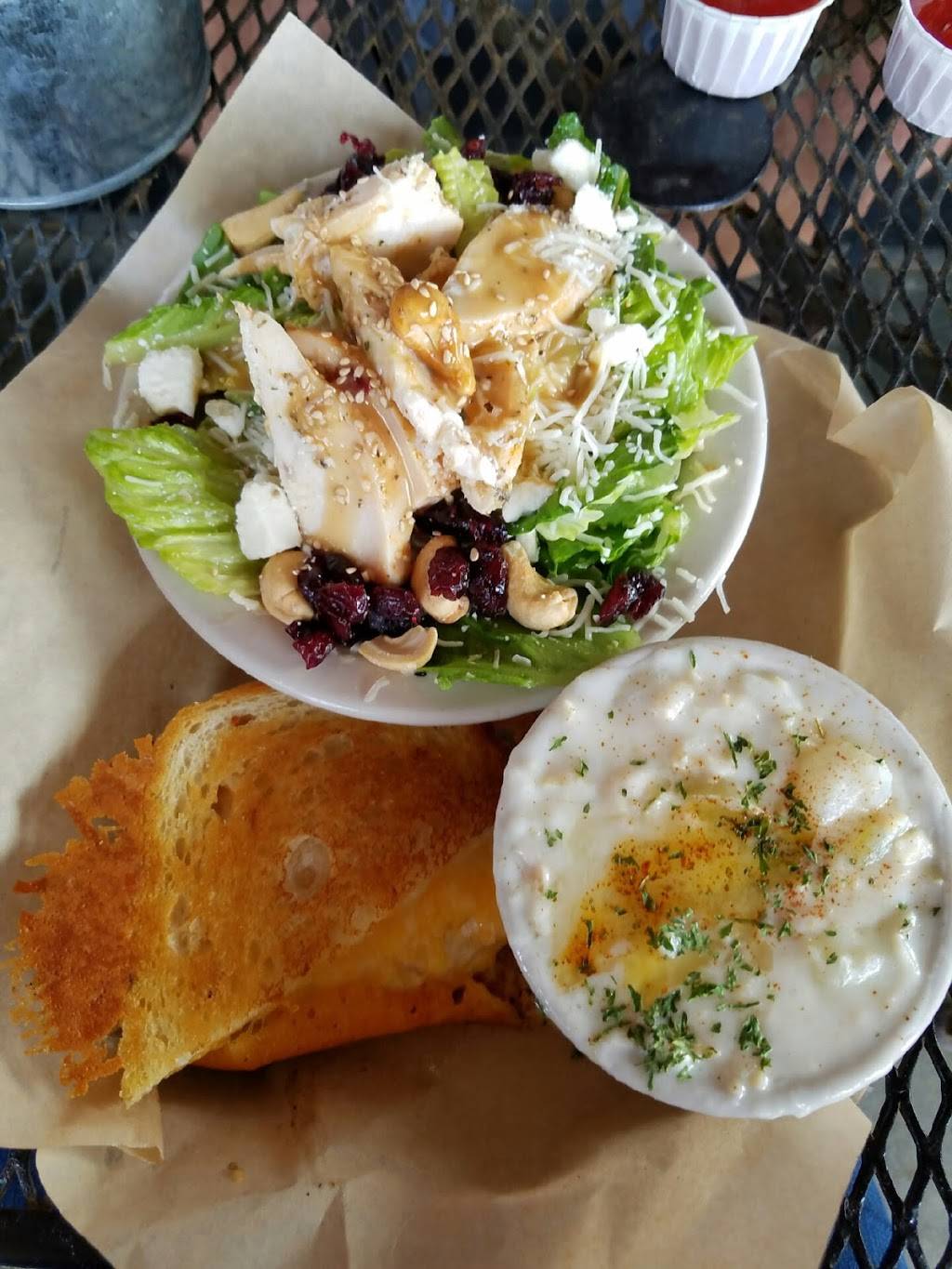 Bennetts Fish Shack | restaurant | 105 W Chance a La Mer NW, Ocean Shores, WA 98569, USA | 3602892847 OR +1 360-289-2847