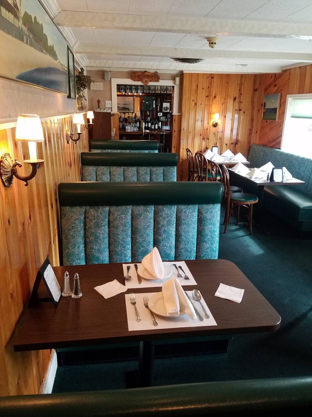 Belluscios Restaurant | restaurant | 352 Midland Ave, Rye, NY 10580, USA | 9149675634 OR +1 914-967-5634