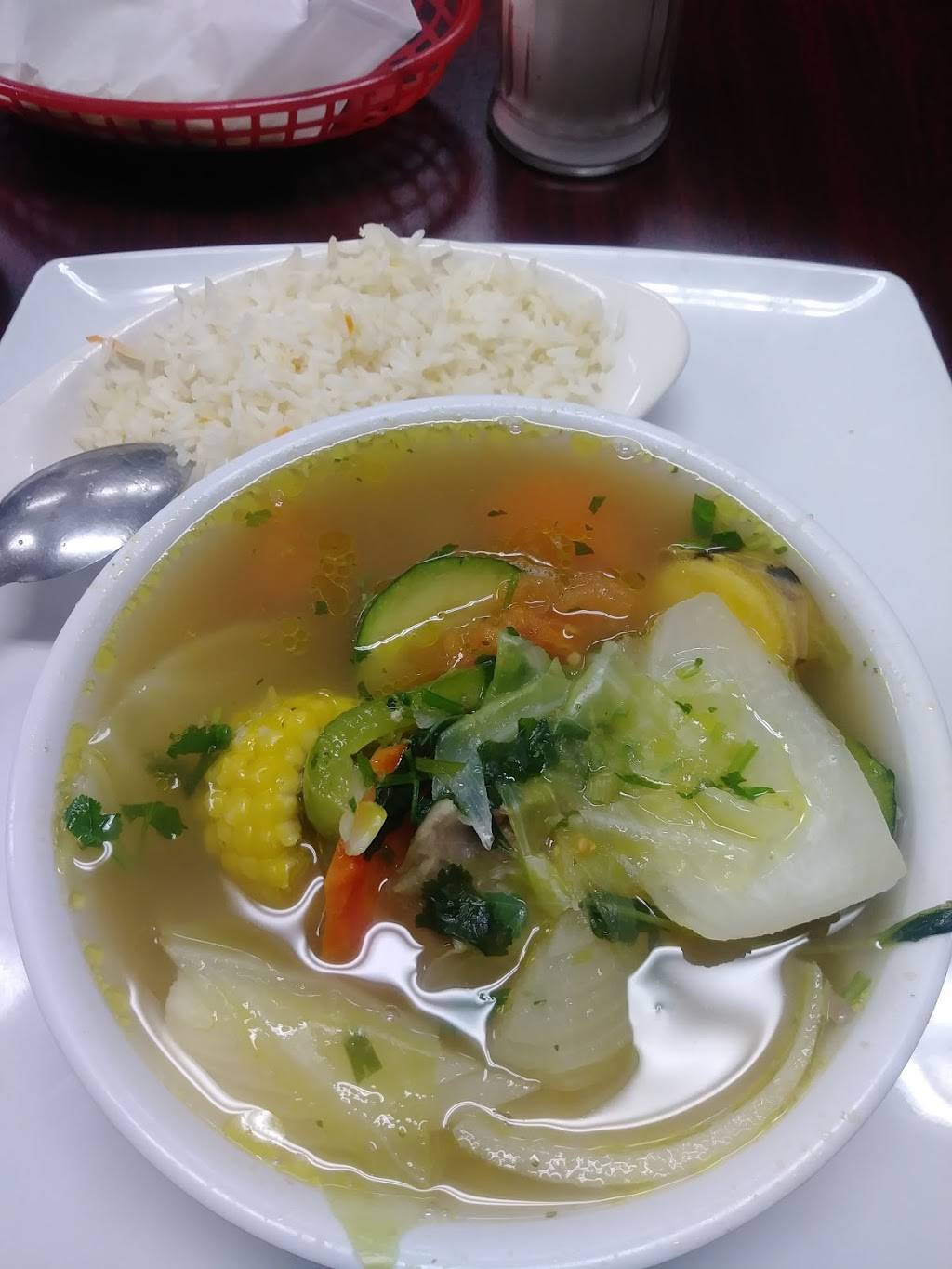 Sihuatehuacan Pupuseria y Restaurante | restaurant | 3013 Century Blvd, South Gate, CA 90280, USA | 4247858599 OR +1 424-785-8599