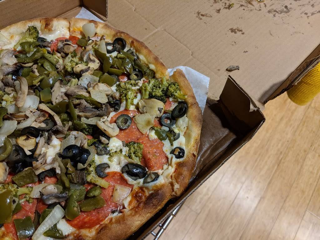 Fortunato Brothers Pizza | restaurant | 6374 York Rd, Baltimore, MD 21212, USA | 4103777300 OR +1 410-377-7300