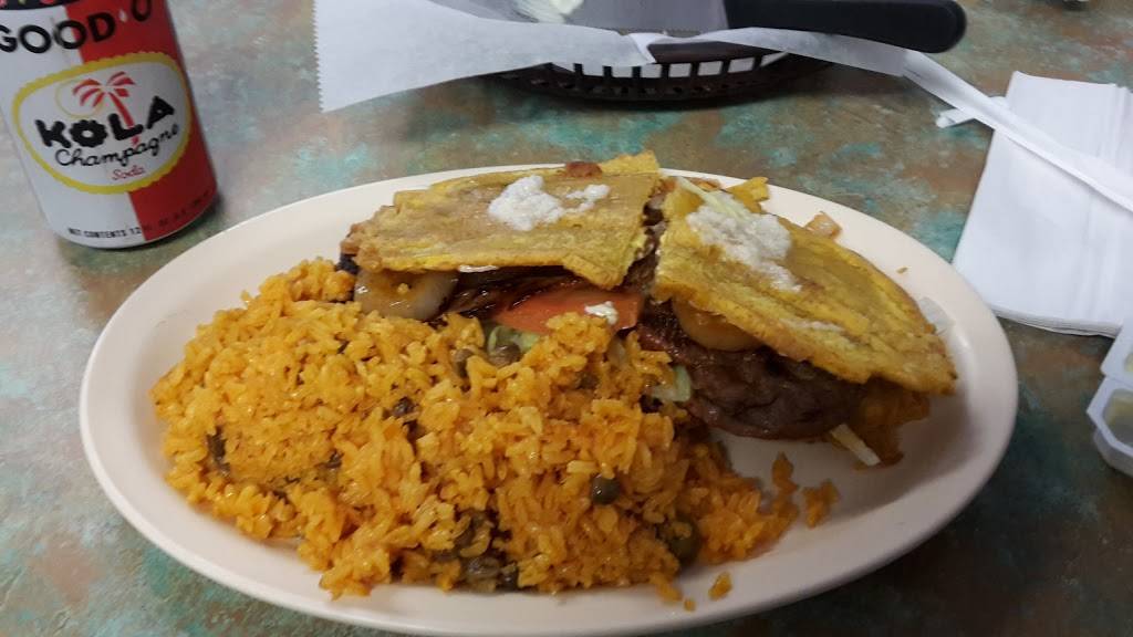 Las Delicias De Puerto Rico | restaurant | 4821 W Armitage Ave, Chicago, IL 60639, USA | 7736224191 OR +1 773-622-4191