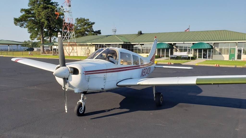 Angelina County Airport Cafe | restaurant | 800 Airport Blvd, Burke, TX 75941, USA | 9366347511 OR +1 936-634-7511