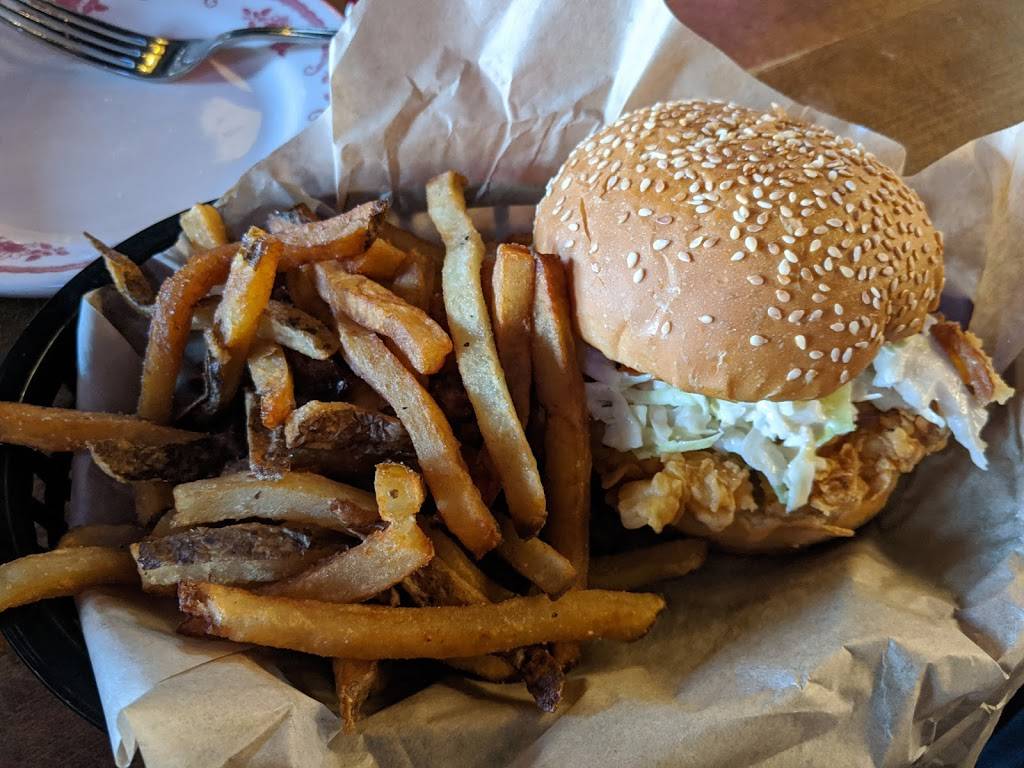 Roy G’s | restaurant | 4001 Cedar Springs Rd, Dallas, TX 75219, USA | 2142727127 OR +1 214-272-7127