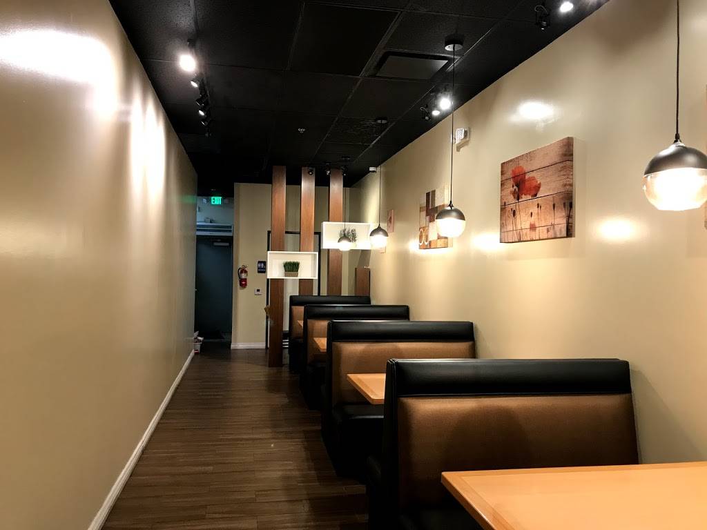 W Cafe | restaurant | 14244 Schleisman Rd, Eastvale, CA 92880, USA | 9518931702 OR +1 951-893-1702