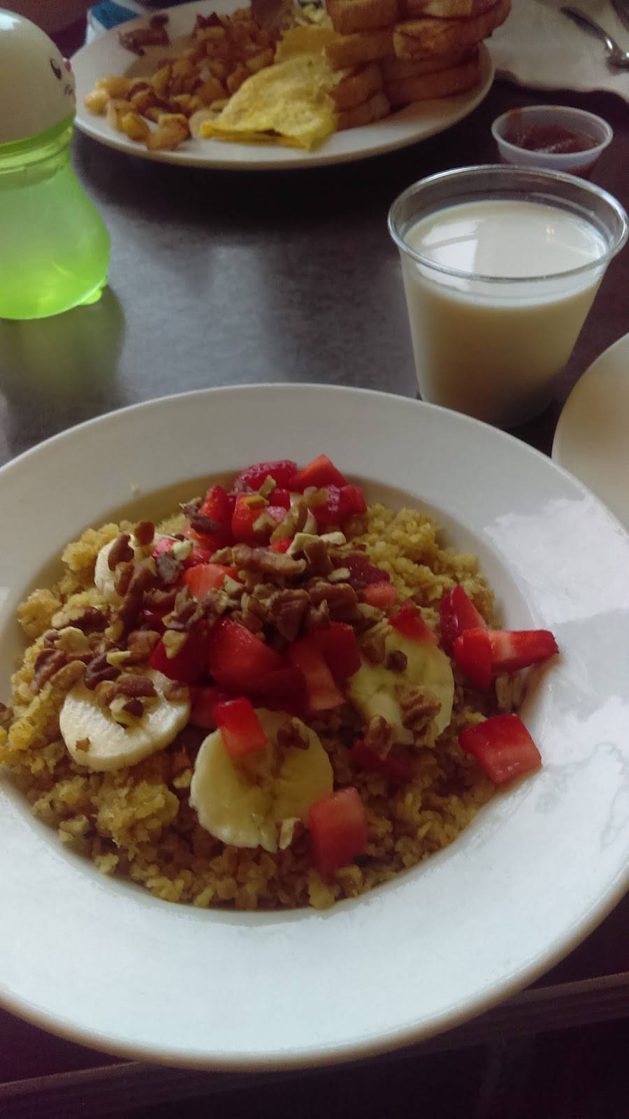 Southern Manners Deli | restaurant | 9729, 192 E Mills St, Columbus, NC 28722, USA | 8288940406 OR +1 828-894-0406