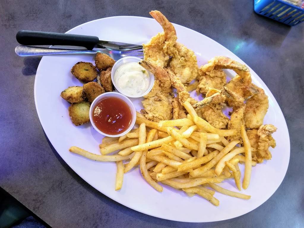 Deckhand Oyster Bar | restaurant | 4211 S Lamar Blvd C-1, Austin, TX 78704, USA | 5123261963 OR +1 512-326-1963