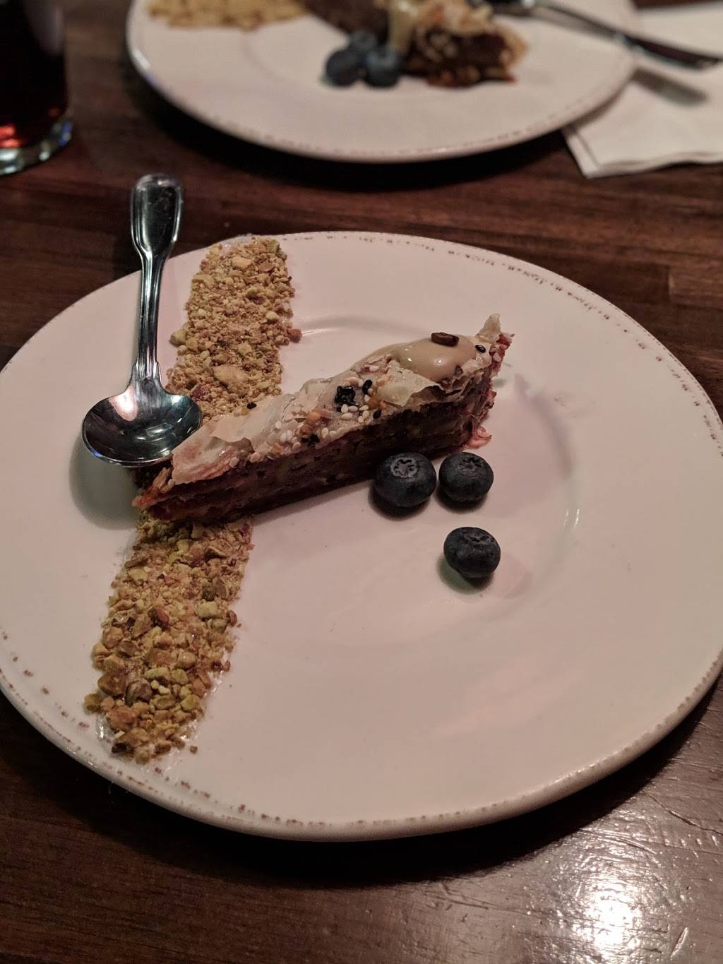 Les Contrebandiers Boissonnerie gourmande | restaurant | 300 Rue des Forges, Trois-Rivières, QC G9A 2G8, Canada | 8193702005 OR +1 819-370-2005