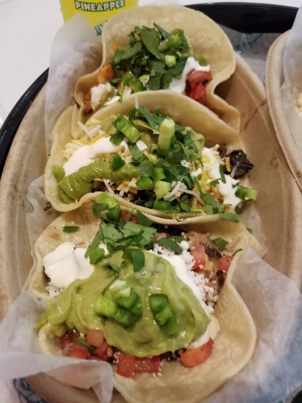 Santa Rosa Taqueria | restaurant | 313 Pennsylvania Ave SE, Washington, DC 20003, USA | 2024504800 OR +1 202-450-4800