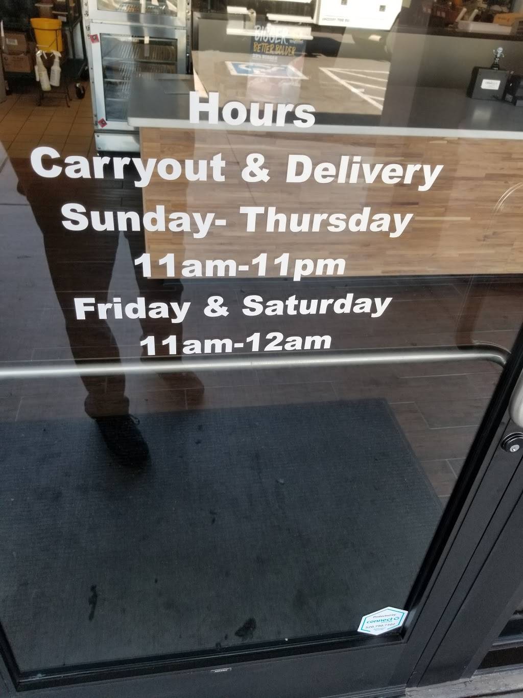 Pizza Hut | meal delivery | 2680 E Valencia Rd Suite 176, Tucson, AZ 85706, USA | 5208899583 OR +1 520-889-9583