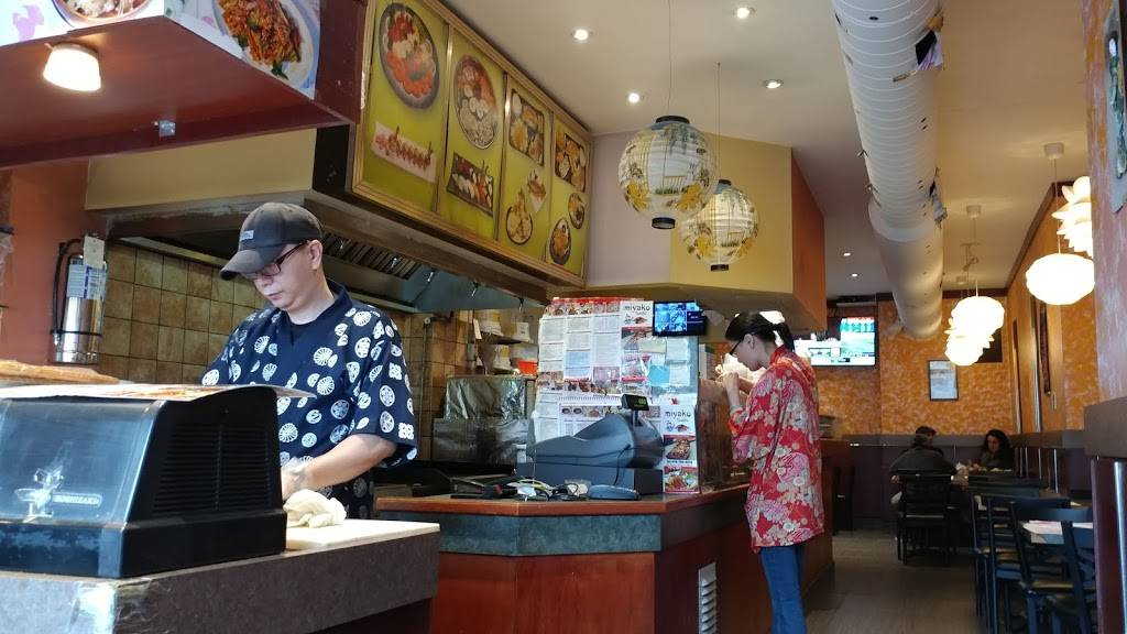 Miyako Sushi | restaurant | 572 Marlee Ave, North York, ON M6B 3J3, Canada | 4167824270 OR +1 416-782-4270